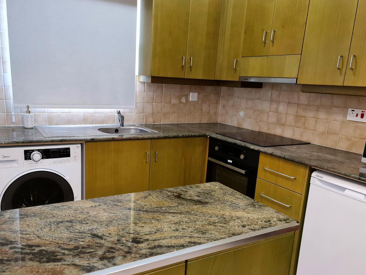 Pylaapts - Apartments Near The Beach Ngoại thất bức ảnh